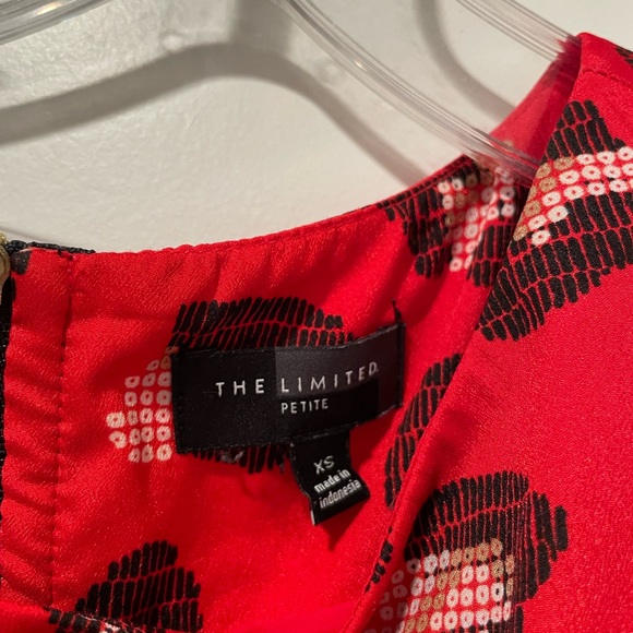 Women’s dress - Picture 3 of 3